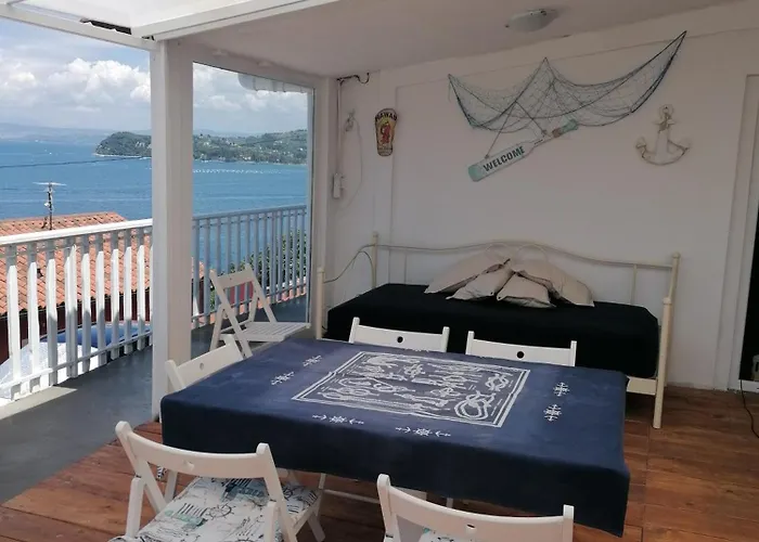 Дом отдыха Sunrise Seaview Fiesa Пиран